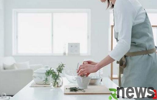 What should you pay attention to when using home disinfectant?