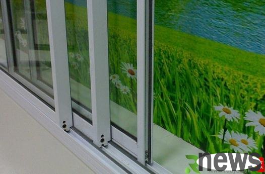 Sliding window selection tips - cleaning methods for sliding windows