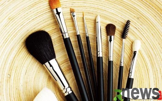 Teach you how to use expired cosmetics