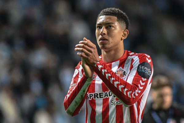 Desky: Little Bellin s total transfer fee is 35.5 million euros & annual salary is 3.5 million Sunderland 10% second transfer score