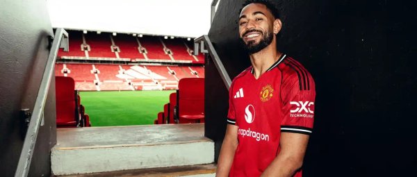 62.5 million new players join the team❗Manchester United official: Cunha completed the formalities and officially joined, signing for 5+1 year