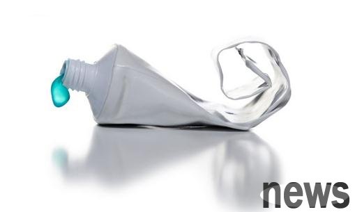 The alternative use of toothpaste in life