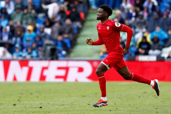 TA: Agume can be sold at a reasonable price, if Arsenal asks to buy Sevilla, he is willing to negotiate