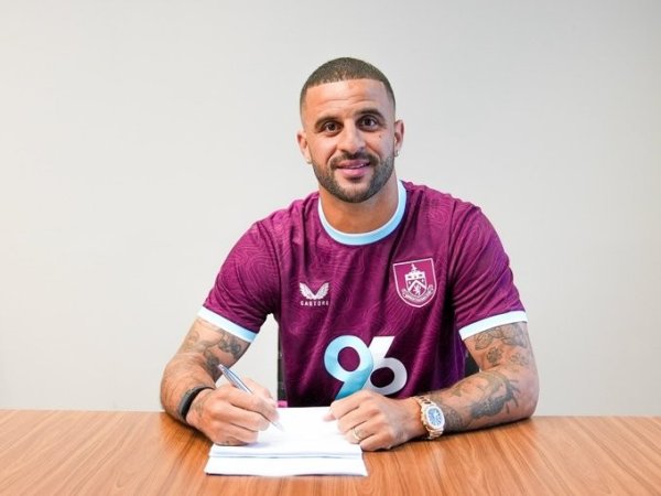 Join Burnley! 35-year-old Walker: Very happy to join Burnley and can t wait to return to the court