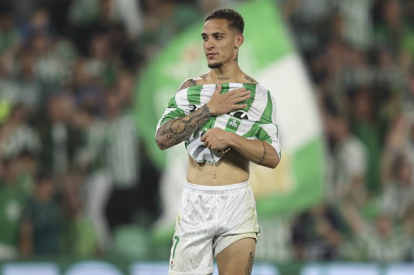 Reporter: Betis is preparing to offer Anthony, and the player is waiting for the two clubs to reach an agreement