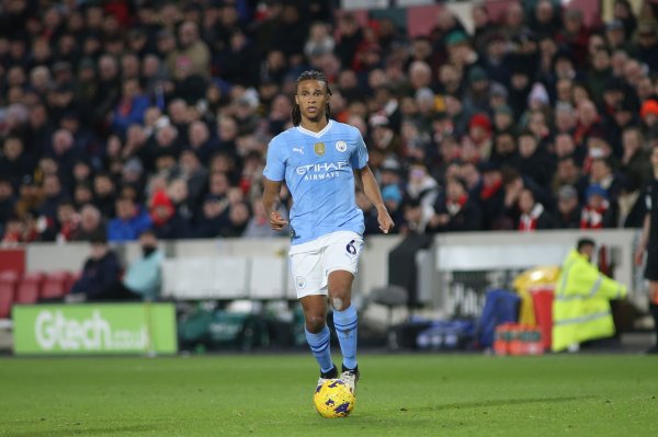 Ak: We should try more to pass forward. Tottenham s high-level pressure works very well