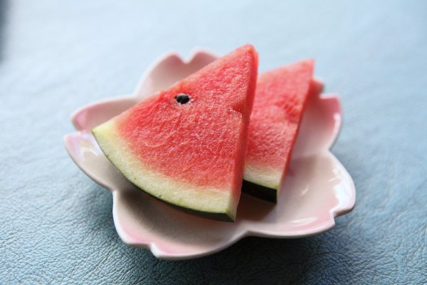 How long can the watermelon be stored when it is cut? Cut watermelon fresh 4 things, the most important thing is that it is easy to get rid of if you don’t do it!